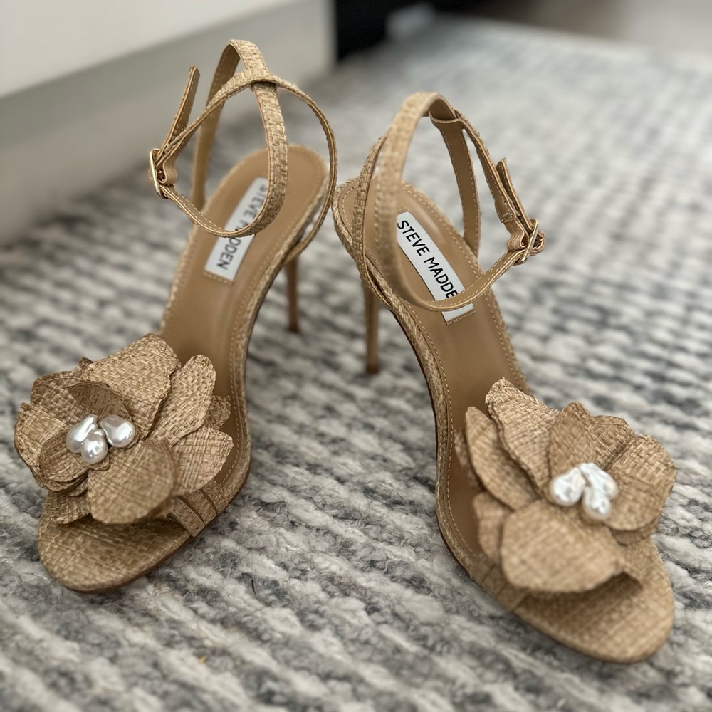Ankle strap heel sandal